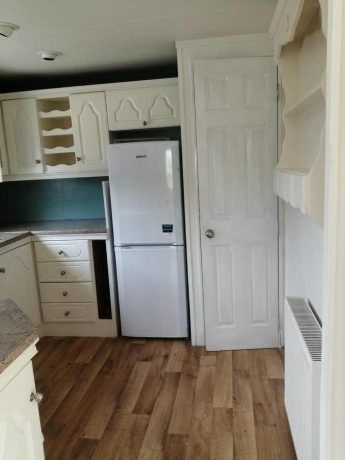 Midden Manor Country Stay On A Working Dairy Farm Ballymena Exteriör bild