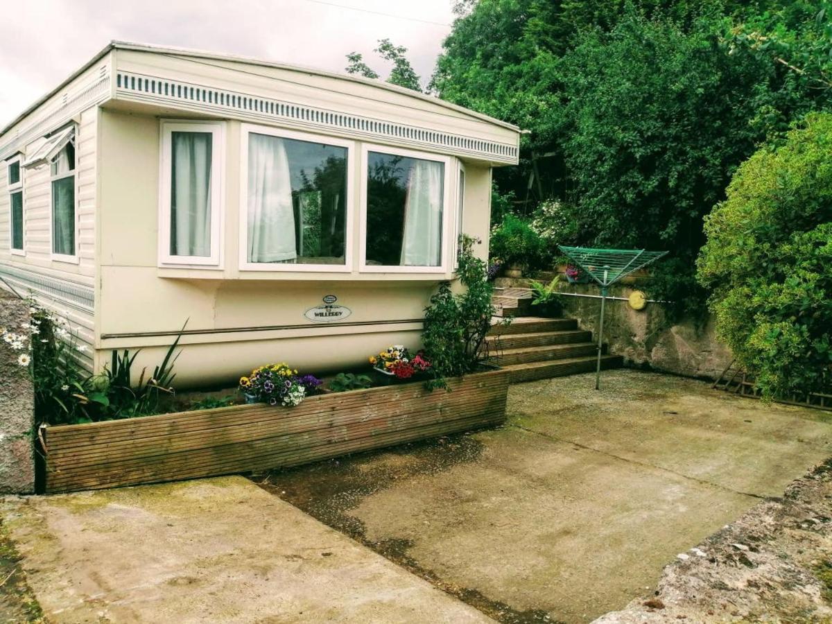 Midden Manor Country Stay On A Working Dairy Farm Ballymena Exteriör bild